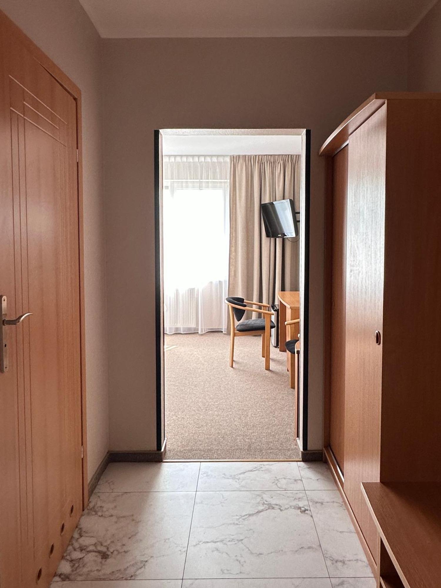 Karat Bed and Breakfast Malbork Eksteriør billede