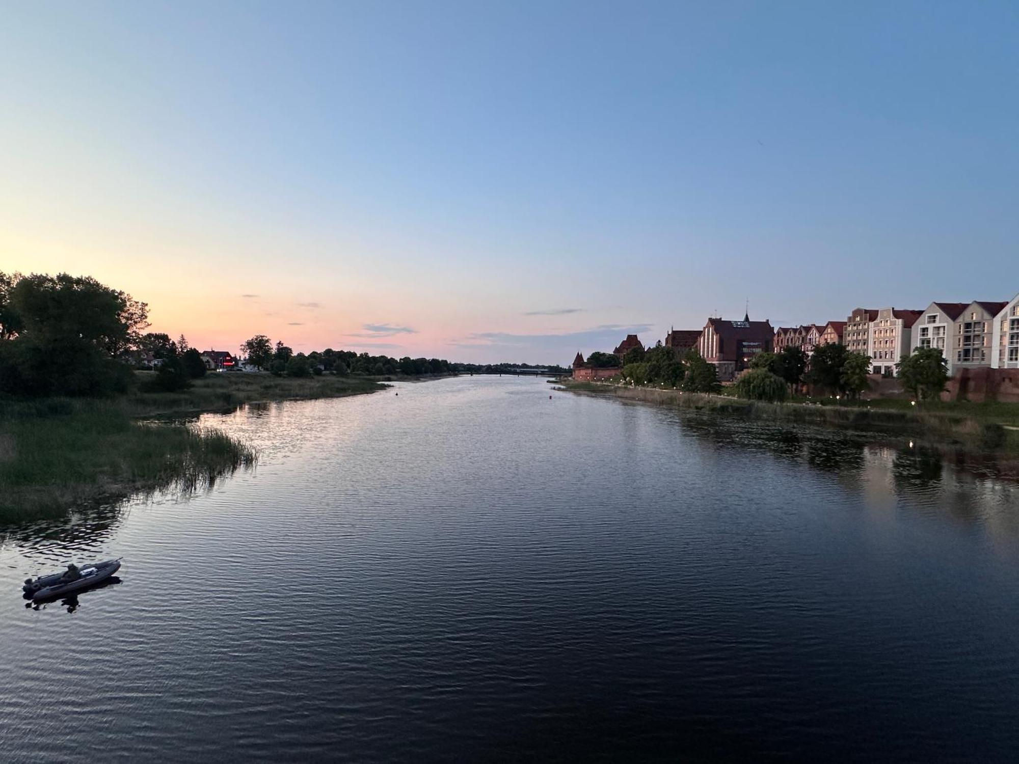 Karat Bed and Breakfast Malbork Eksteriør billede