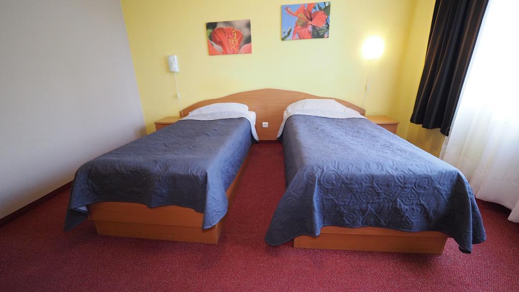 Karat Bed and Breakfast Malbork Eksteriør billede