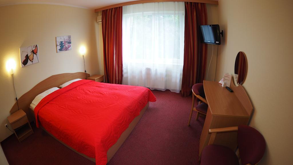 Karat Bed and Breakfast Malbork Eksteriør billede